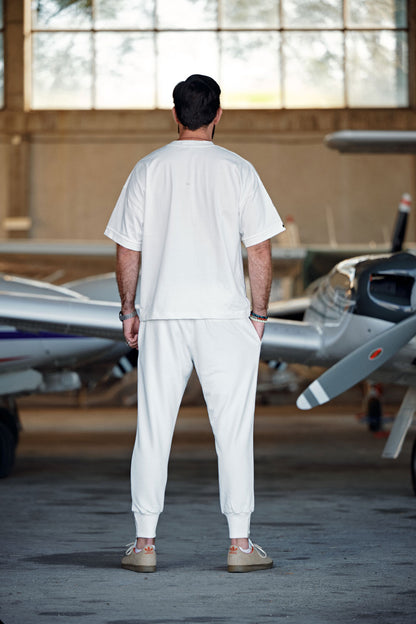 Smooth cotton T-Shirt with embroidery and adjustable sleeves